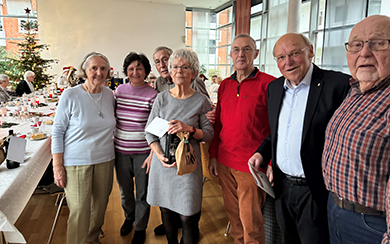 Senioren auf der Weihnachtsfeier